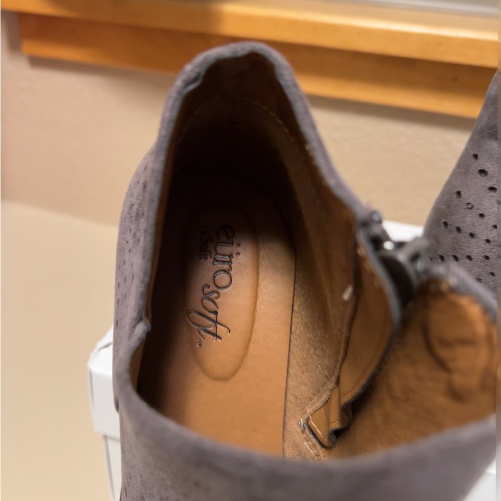 New In Box-Eurosoft Ankle Booties - Picture 4 of 6